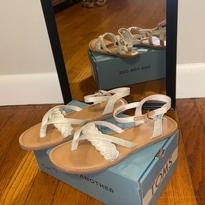 Tom’s Lexie sandals